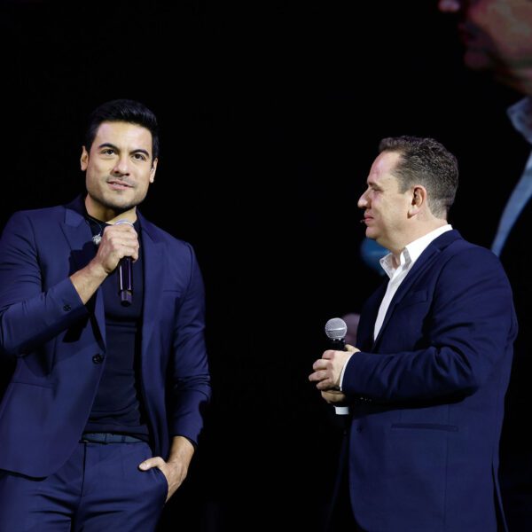 Pedigree celebra 35 años junto a Carlos Rivera